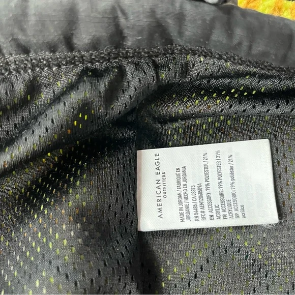 Colorful Geometric Pattern Jacket - Picture 6 of 8